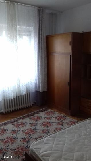 Apartament cu 3 camere decomandat în Complex Studențesc