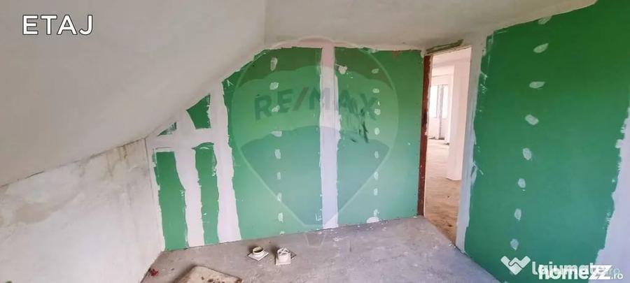 Casă cu 4 camere cu Teren 225 Mp în Ultracentral