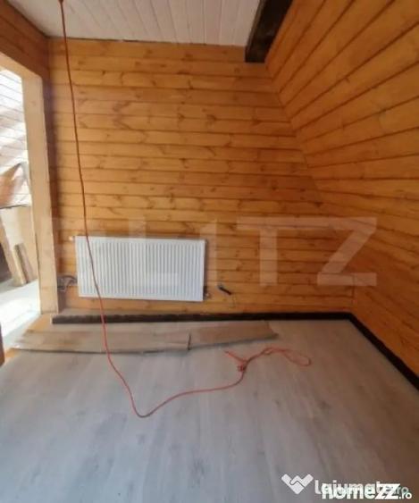 Casă cu 4 camere cu Teren 400 Mp în Bran