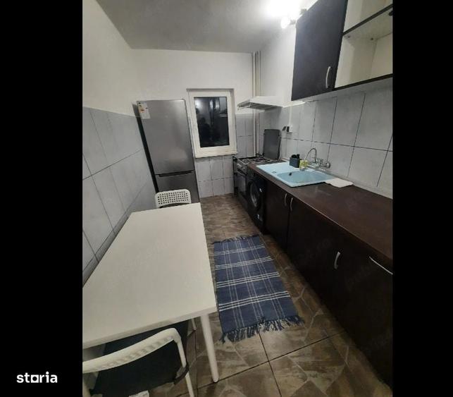 Apartament cu 2 camere decomandat în Aviației