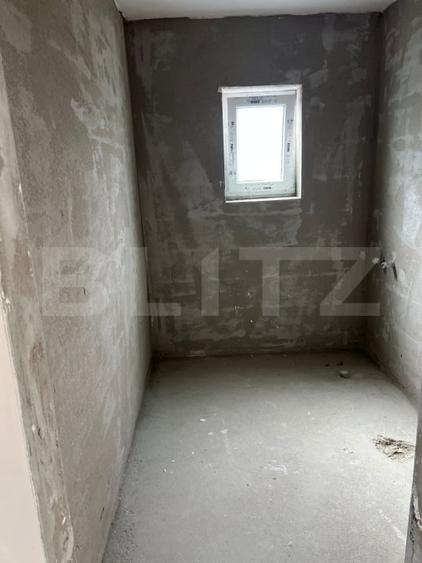 Apartament decomandat cu 3 camere, cu suprafata de 65,70 mp, parcare, zona Terra - 6