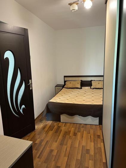 Apartament cu 2 camere semidecomandat în Micro 6