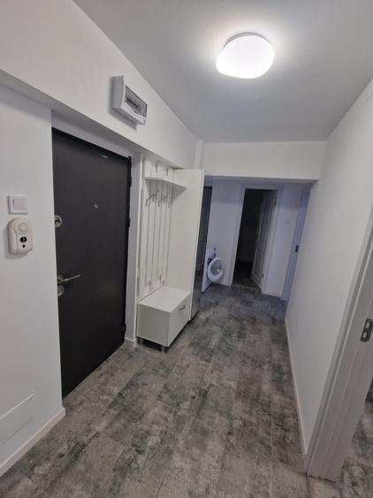 Apartament cu 2 camere decomandat în Exterior Vest