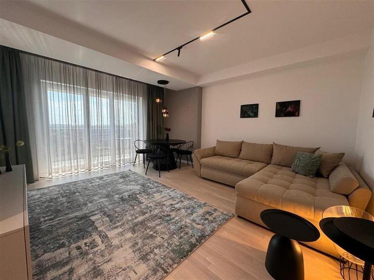Apartament cu 2 camere decomandat, mobilat în P-ța Mihai Viteazu