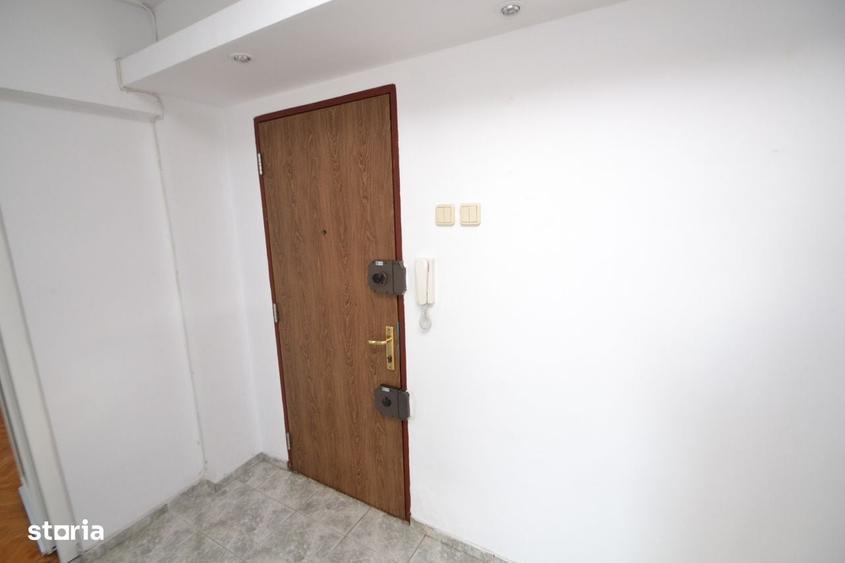 Apartament cu 4 camere în Panduri
