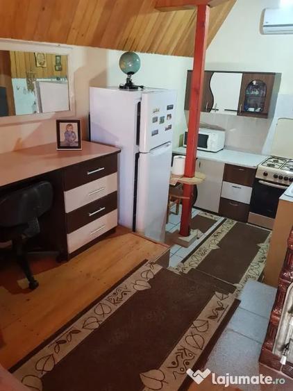 Casă cu 3 camere în Central