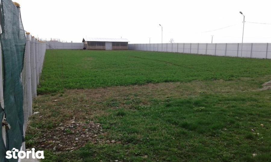 Teren de 2100 mp, în Gura Vitioarei