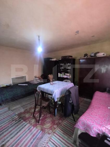 Casă cu 1 camere cu Teren 2070 Mp în Unirea
