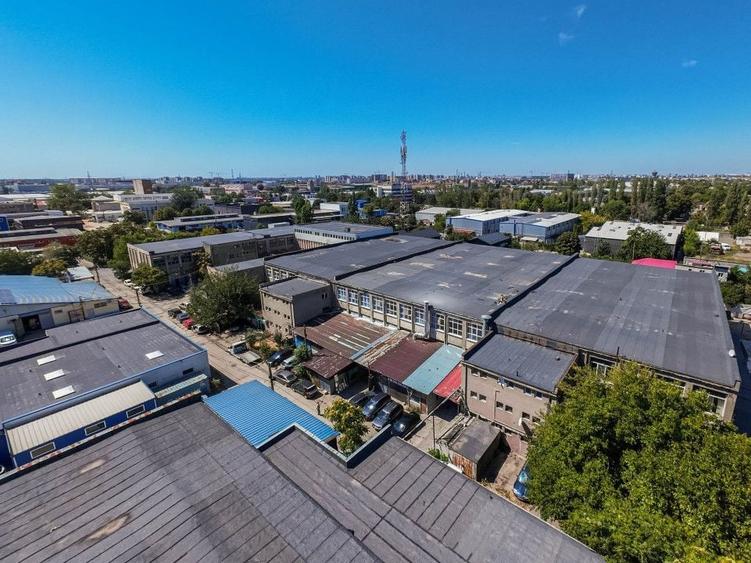 Spațiu industrial, de 3,539 mp, în 23 August (Cațelul)