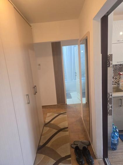 Apartament cu 2 camere decomandat în Aradului
