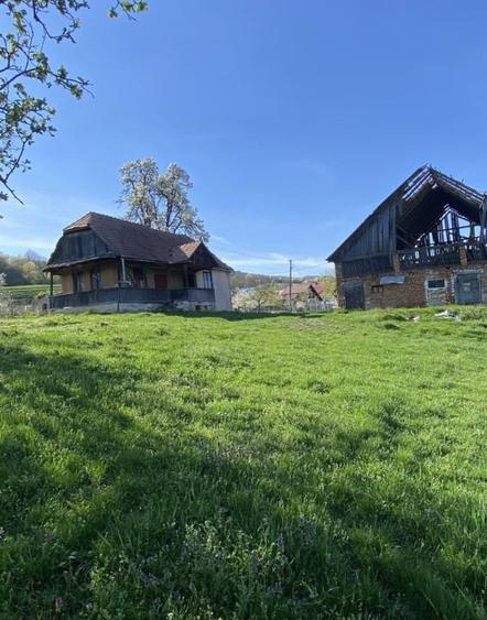 Teren Construcții extravilan de 2000 mp, în Central