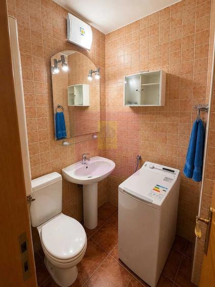 Apartament vanzare 3 camere Decebal - 4