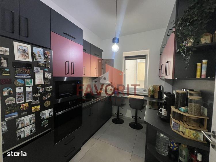 Apartament cu 3 camere decomandat în Girocului