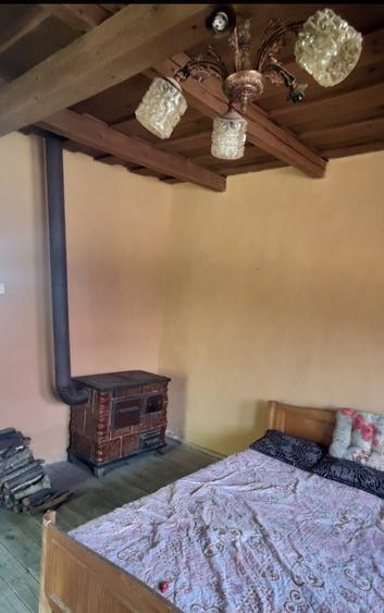 Casă cu 2 camere în Cheșa