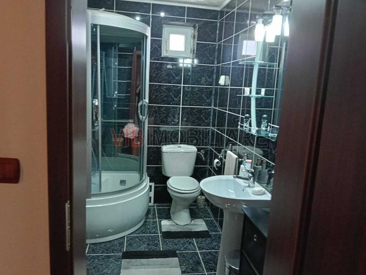 Duplex cu 5 camere cu Teren 327 Mp în Cetății