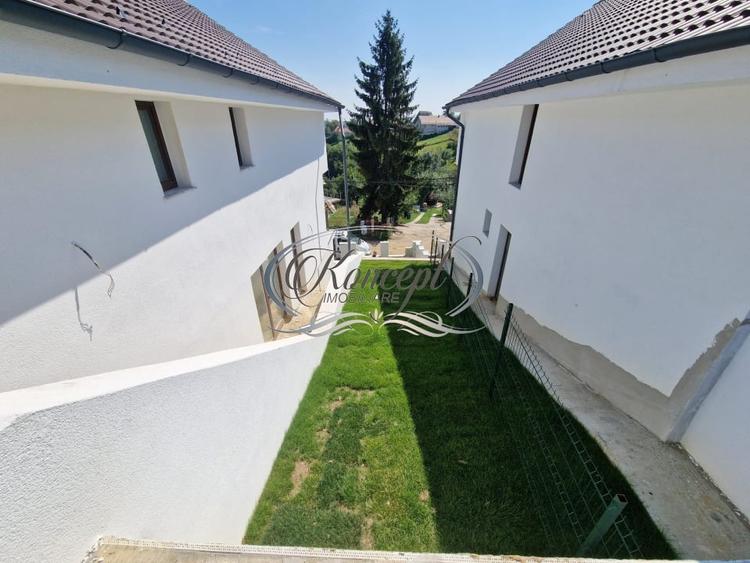 Casă individuală cu 4 camere cu Garaj în Feleacu