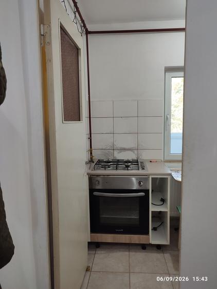 Garsonieră decomandată în Exterior Vest