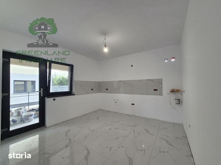 Casă cu 5 camere cu Teren 350 Mp în Mircea cel Bătrân