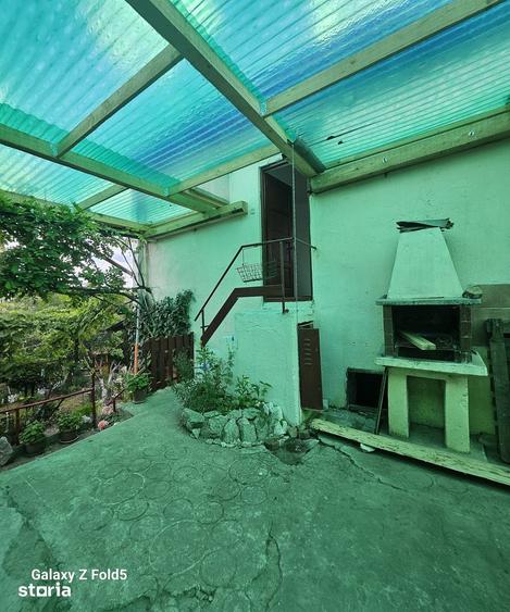 Casă cu 4 camere decomandat cu Teren 500 Mp în Sânmartin