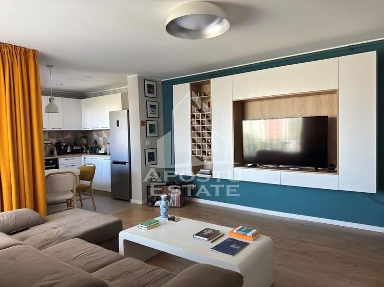 Apartament cu 2 camere decomandat în Aradului