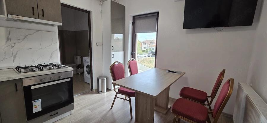 Casă cu Teren 120 Mp în Est