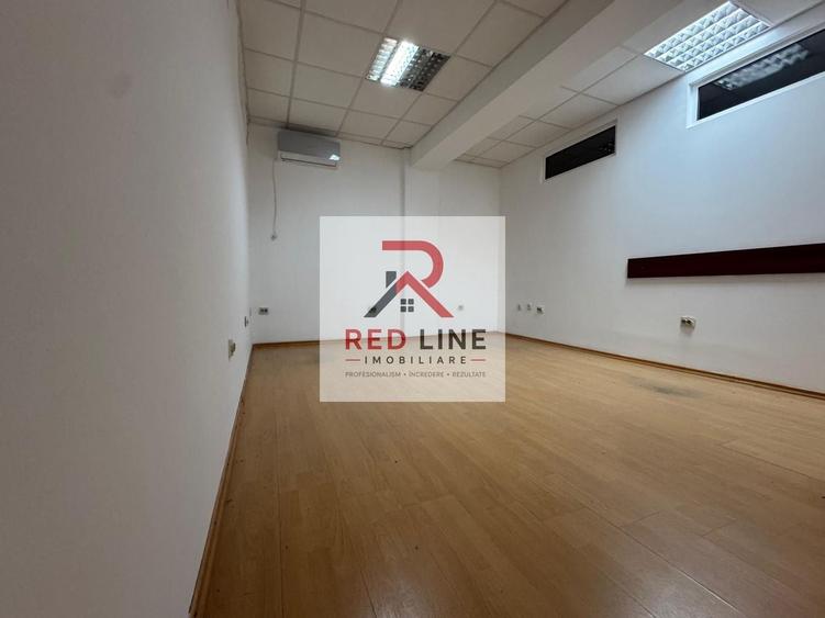 Birou, de 280 mp, în Central