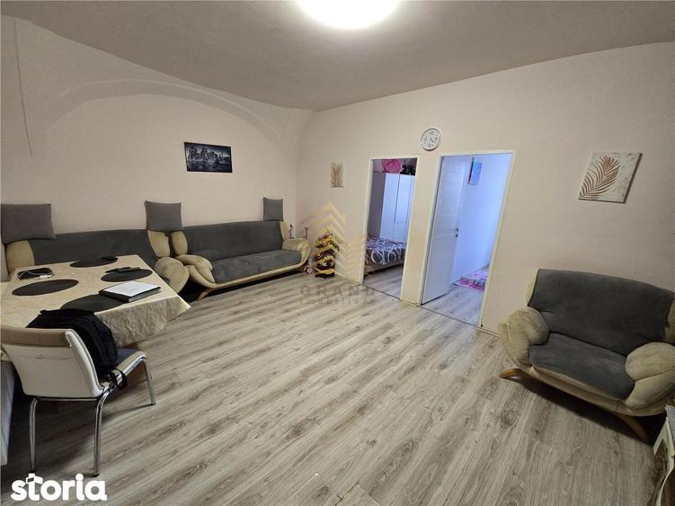 Apartament cu 3 camere în Ultracentral