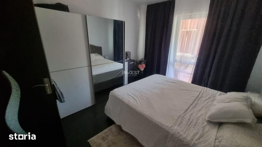 Apartament cu 3 camere în Valea Adâncă