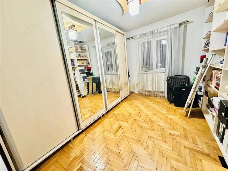 Apartament cu 4 camere decomandat în Obcini