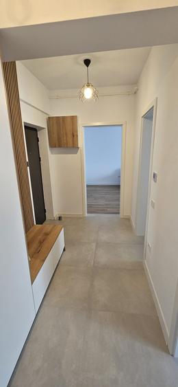 Apartament cu 2 camere decomandat în Metalurgiei
