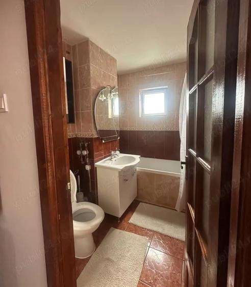 Apartament cu 2 camere decomandat în Exterior Vest
