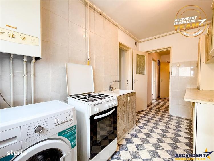 Apartament cu 2 camere, mobilat în Simeria