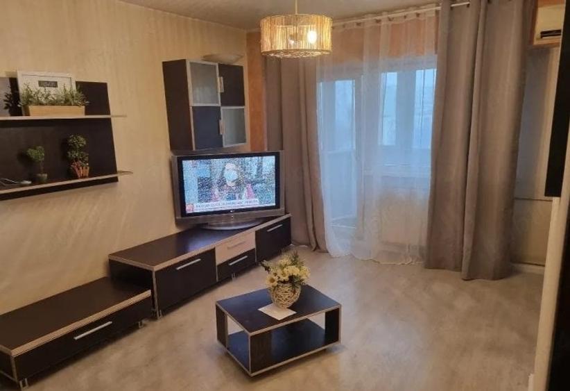 Garsonieră decomandată în Basarabia