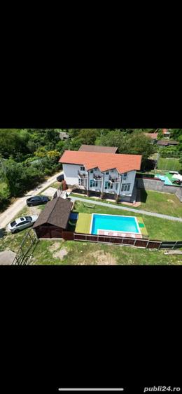 Casă cu 6 camere cu Teren 852 Mp în Eșelnița
