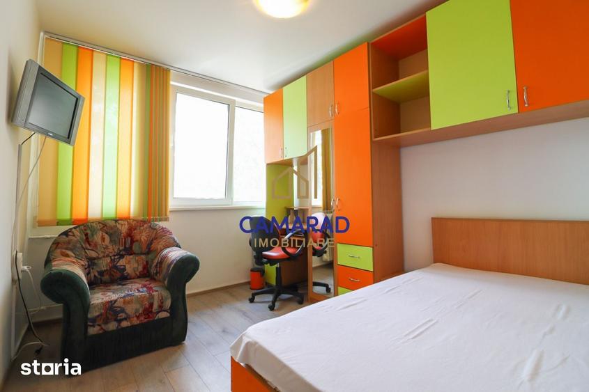 Apartament cu 4 camere decomandat în Drumul Taberei