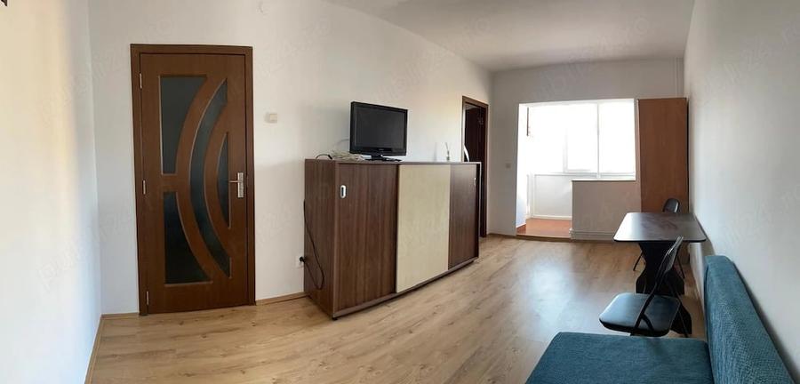 Garsonieră decomandată în Micălaca