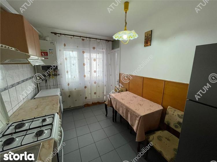 Apartament cu 2 camere decomandat, mobilat în Ștrand