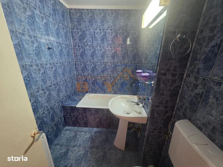 Aleea Marasti, apartament 3 camere decomandat, etaj 2, garaj exterior - 4