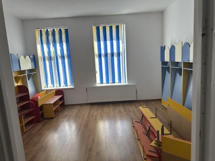 Spațiu comercial, de 360 mp, în Central