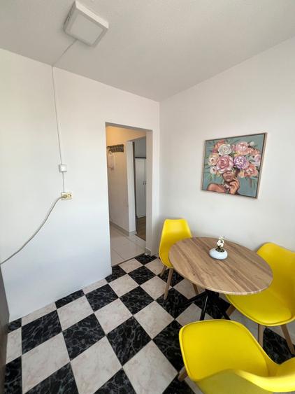 Garsonieră decomandată, mobilată în Complex Studențesc