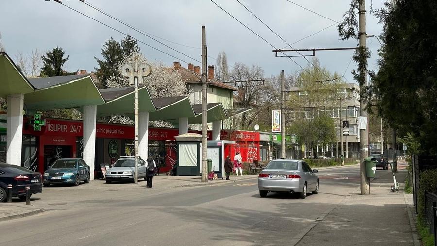 Garsonieră decomandată în Pajura