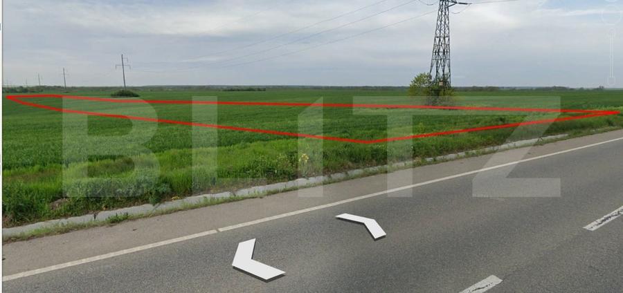 Teren agricol extravilan de 14000 mp, în Podari