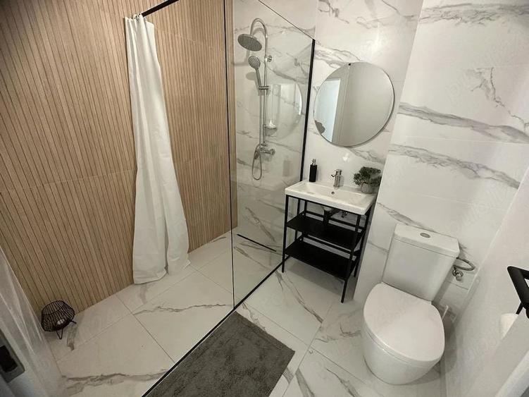 Apartament cu 2 camere decomandat în Regie