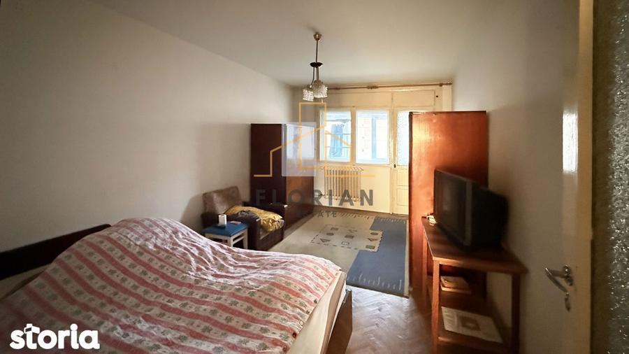 Apartament de vanzare, 3 camere, 68 mp, balcon ?i boxa Zona Olimpia - 8
