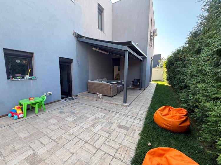 Casă individuală cu 4 camere cu Teren 500 Mp în Exterior Est