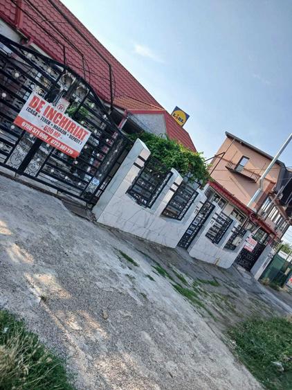 Spațiu comercial, de 600 mp, în Central