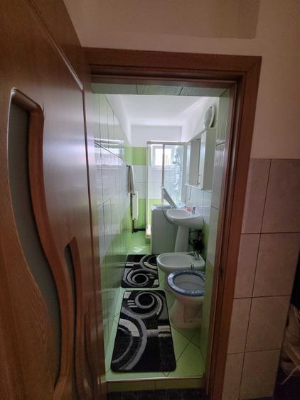 Apartament cu 2 camere nedecomandat în Central