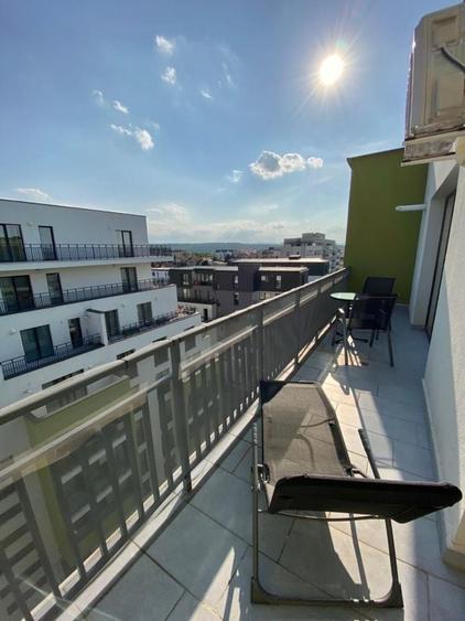 Apartament cu 2 camere semidecomandat în Dosu Bricii