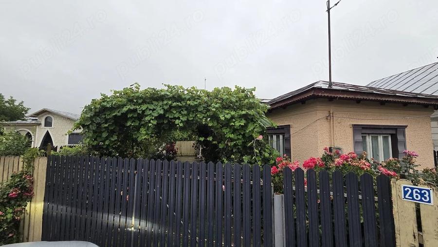Casă cu Teren 475 Mp în Brezoaia