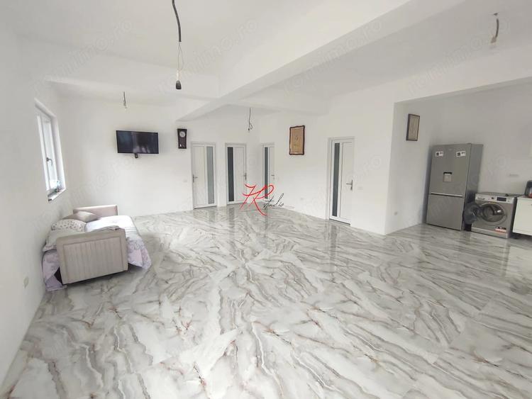 Casă cu 3 camere cu Teren 249 Mp în Colentina